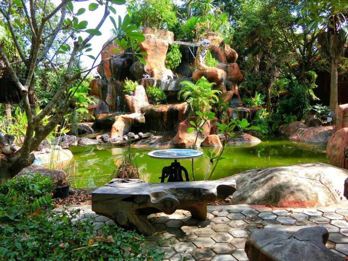Denchai City Resort เด่นชัยซิตี้ รีสอร์ท Пхрэ Экстерьер фото
