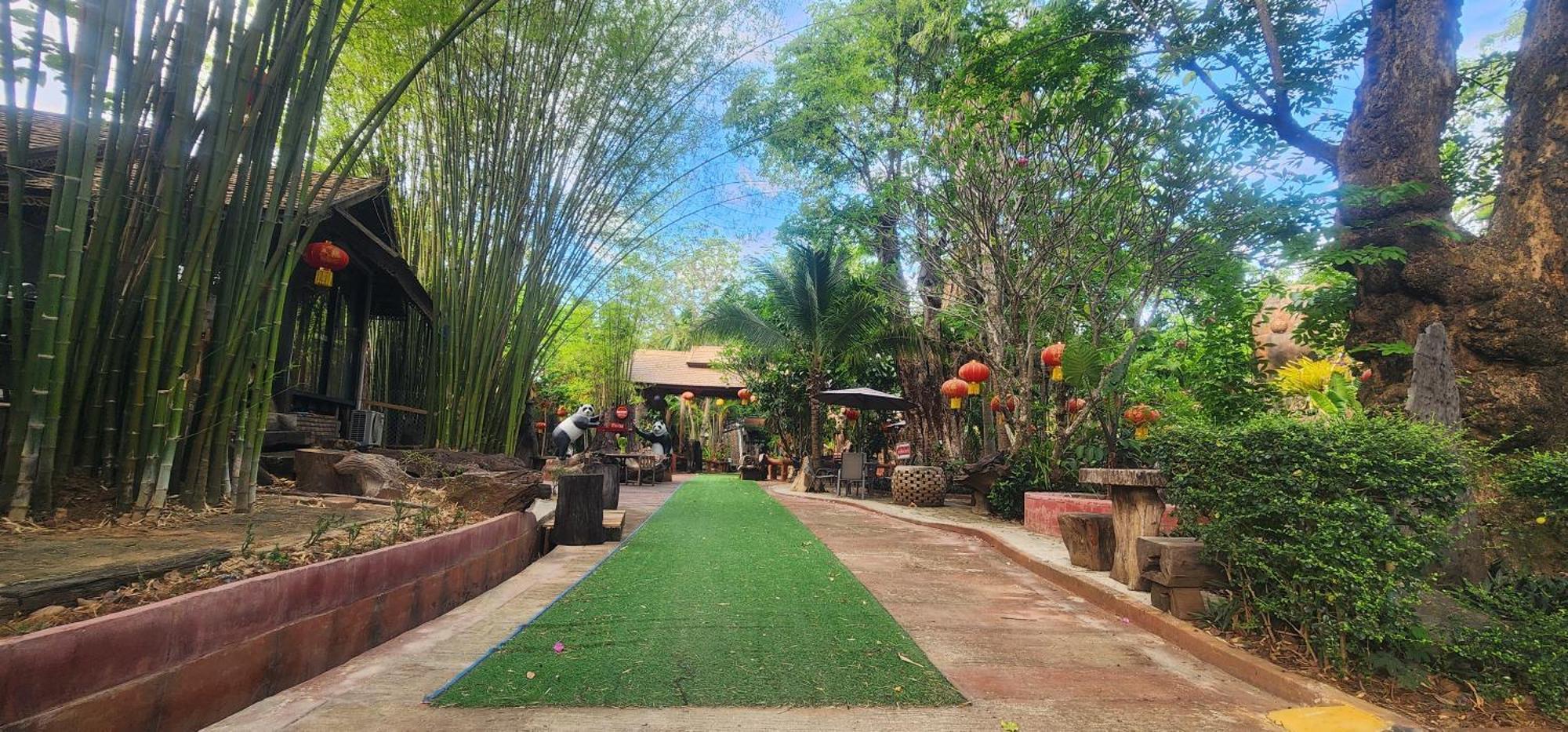 Denchai City Resort เด่นชัยซิตี้ รีสอร์ท Пхрэ Экстерьер фото